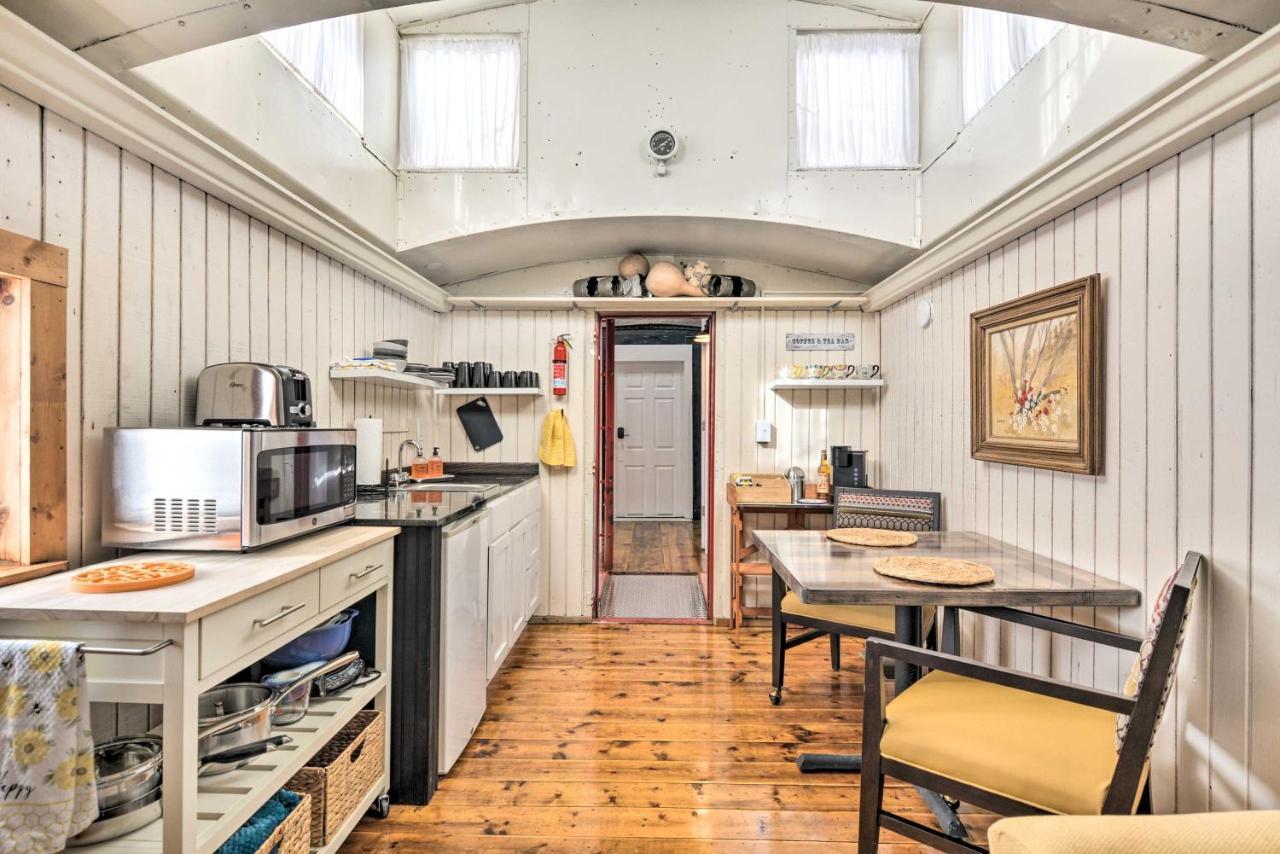 Unique Joplin Gem Converted Train Car Studio Exterior foto